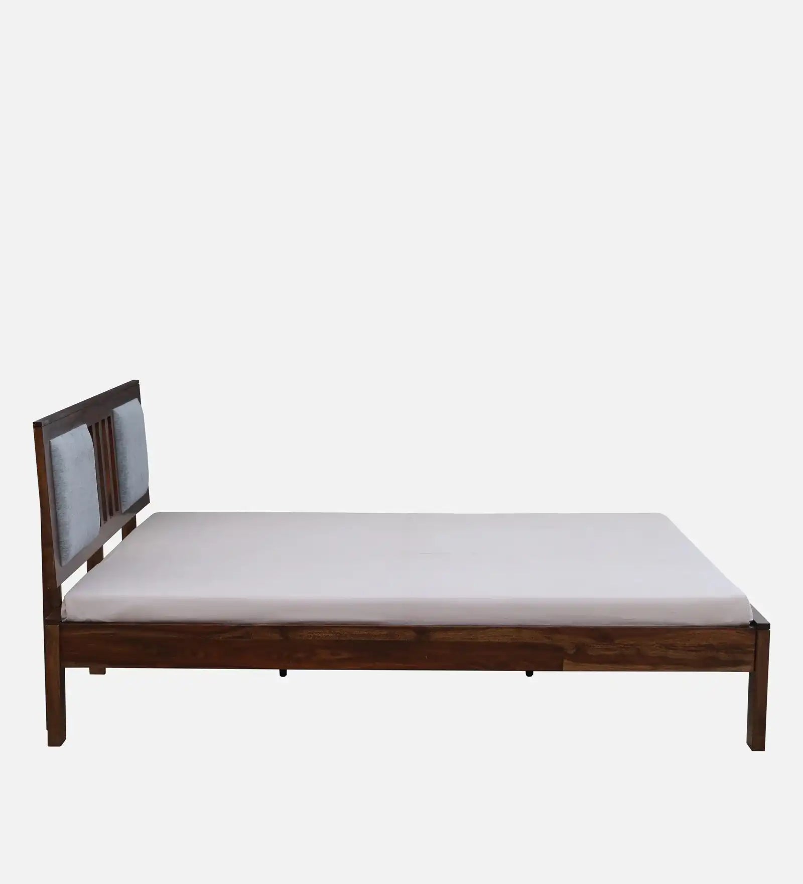 Mukund-Sheesham-Wood-King-Size-Beds-by-rajwada-b2b