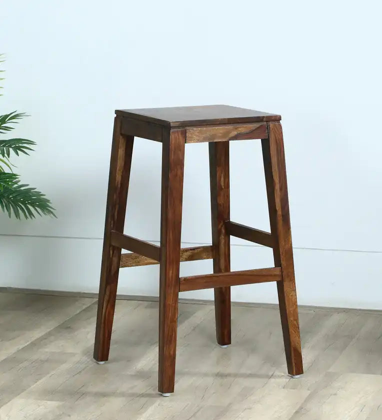Wooden traditional bar stool in solid wood for counter seating furniture